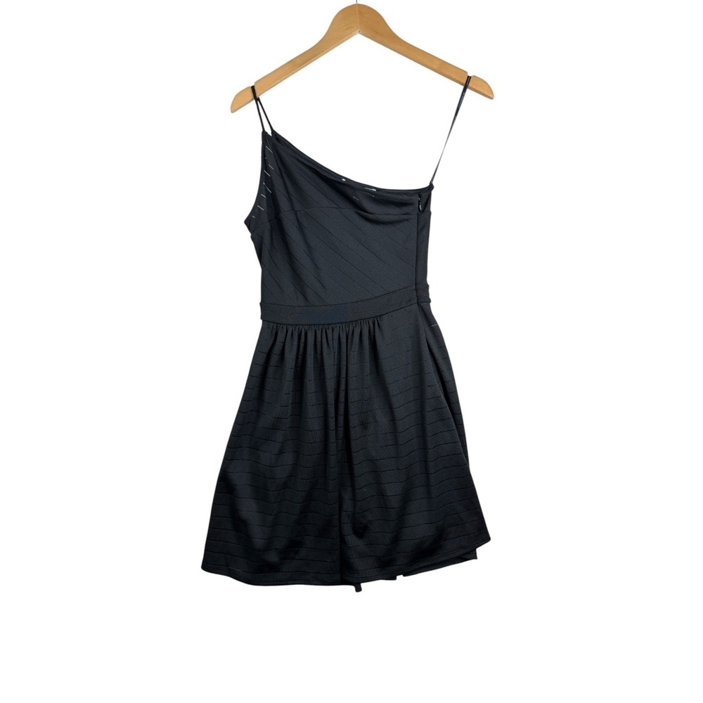 BCBGeneration One Shoulder Cocktail Dress size 4 Black